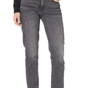 Women's straight jeans